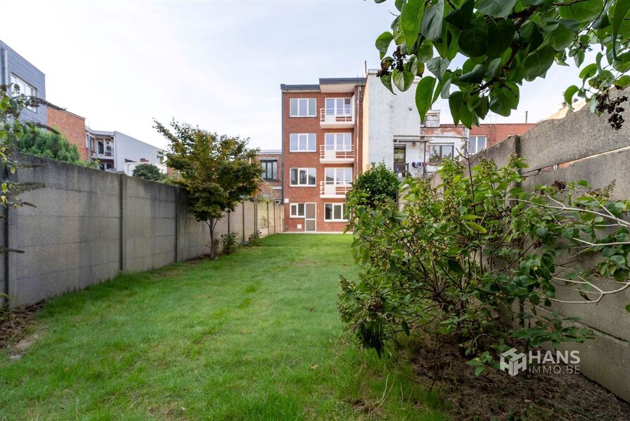 Gelijkvloers te koop in DEURNE
