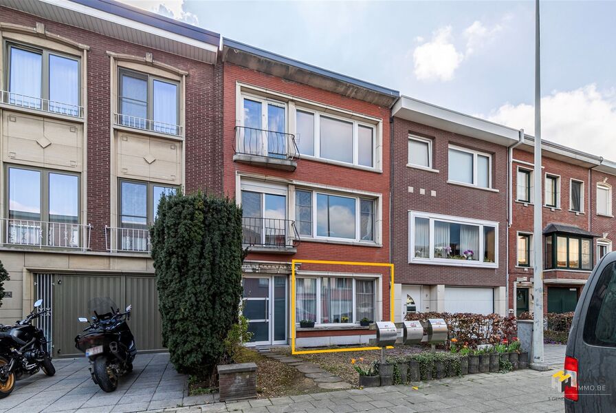 Gelijkvloers te koop in DEURNE