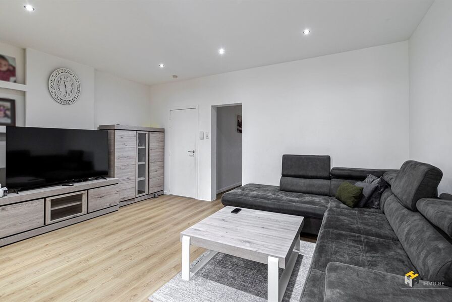 Gelijkvloers te koop in DEURNE