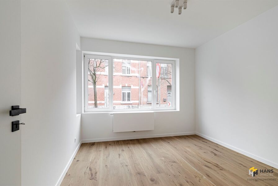 Gelijkvloers te koop in EKEREN