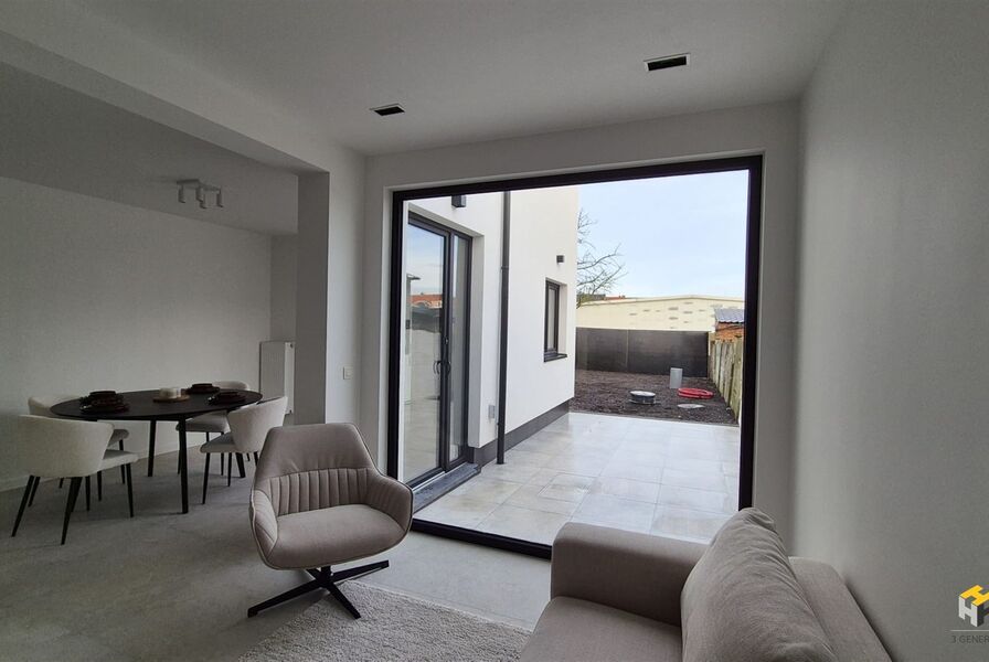 Gelijkvloers te koop in EKEREN