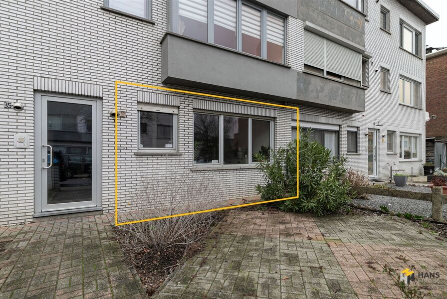 Gelijkvloers te koop in HOEVENEN