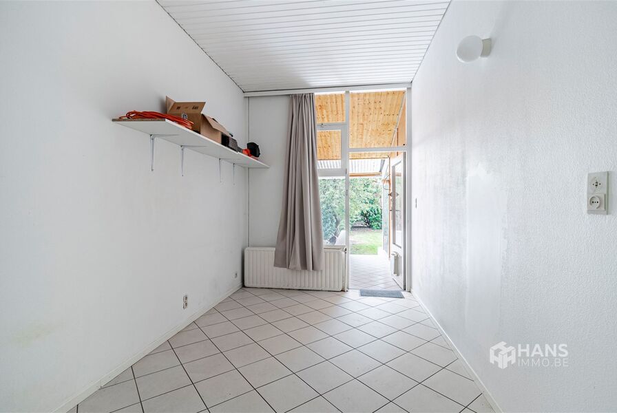 Gelijkvloers te koop in MERKSEM