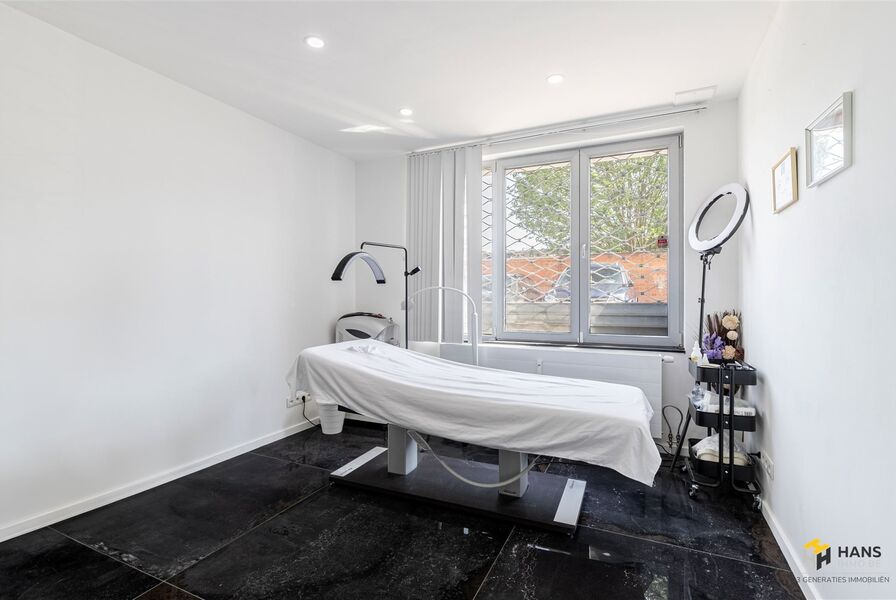 Handelsruimte te koop in ANTWERPEN