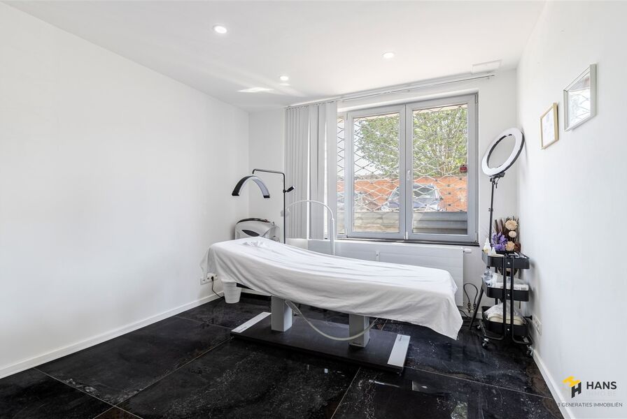 Handelsruimte te koop in ANTWERPEN
