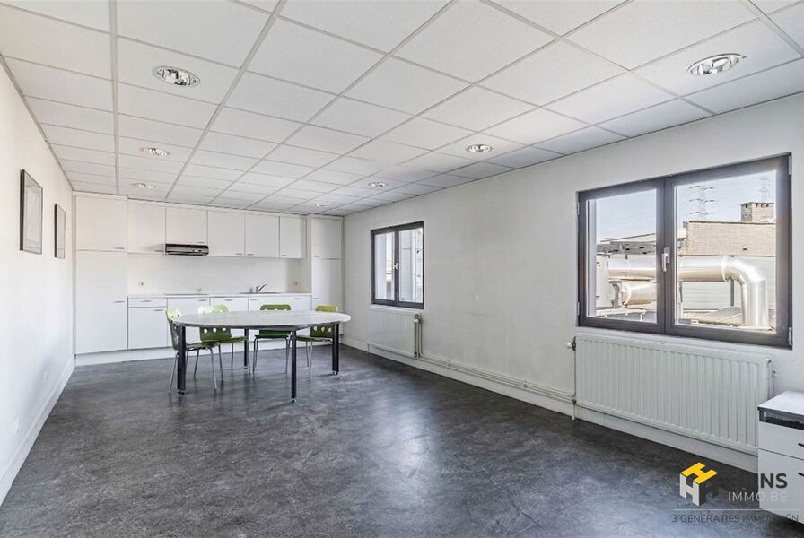 Handelsruimte te koop in ANTWERPEN