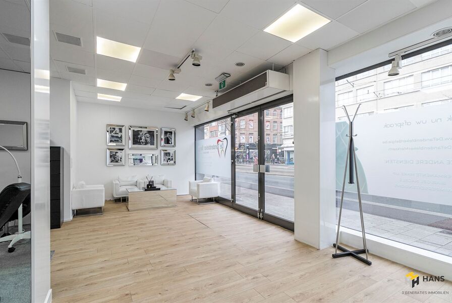 Handelsruimte te koop in MERKSEM