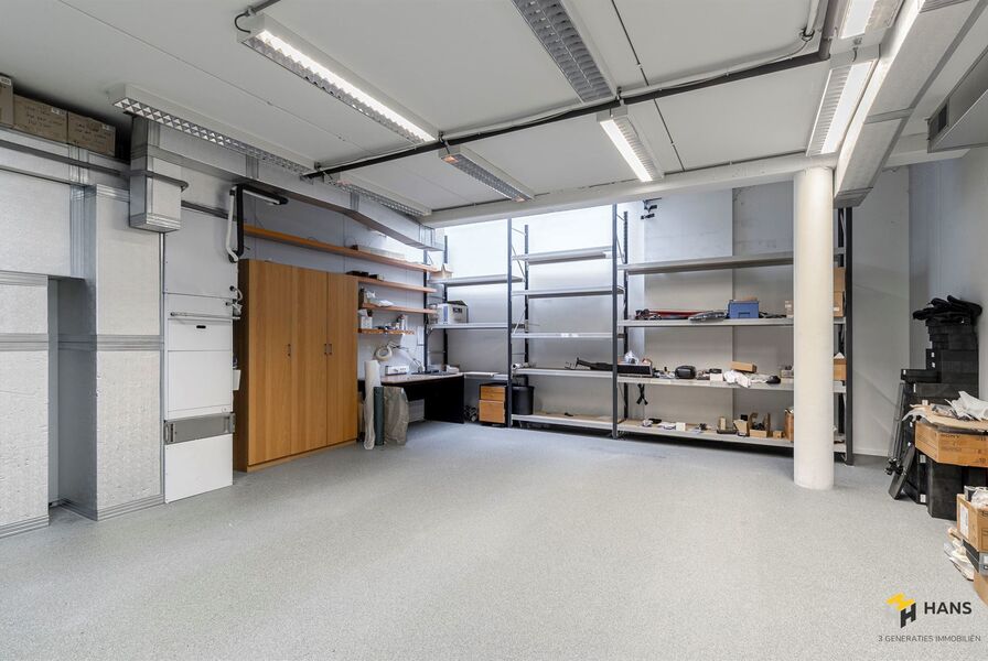 Handelsruimte te koop in MERKSEM