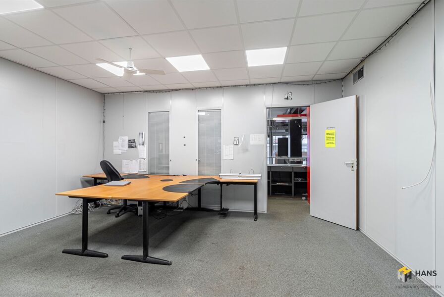 Handelsruimte te koop in MERKSEM