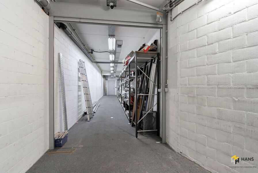 Handelsruimte te koop in MERKSEM