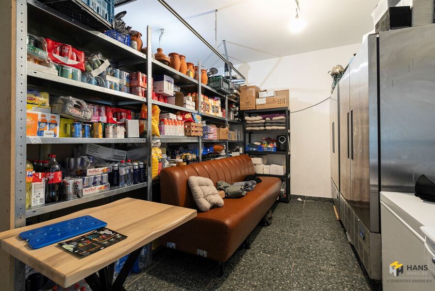 Handelsruimte te koop in WILRIJK
