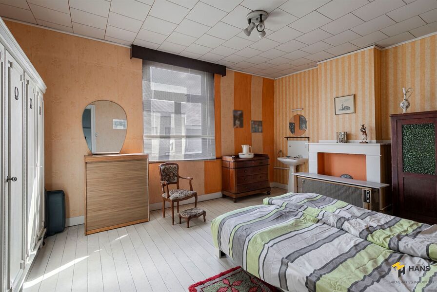 Herenhuis te koop in DEURNE