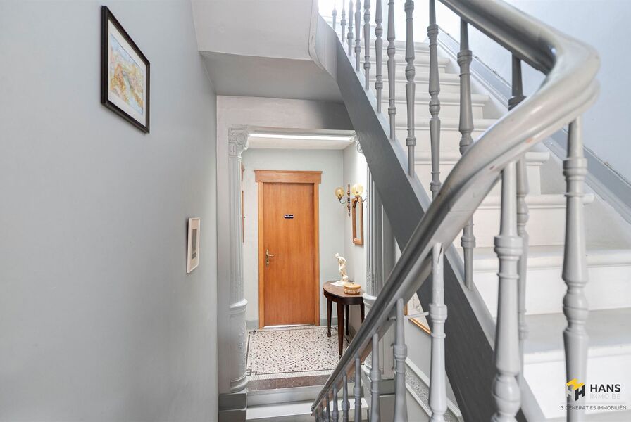 Herenhuis te koop in DEURNE