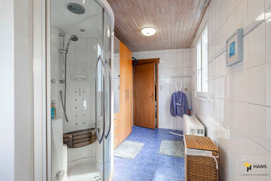 Herenhuis te koop in DEURNE