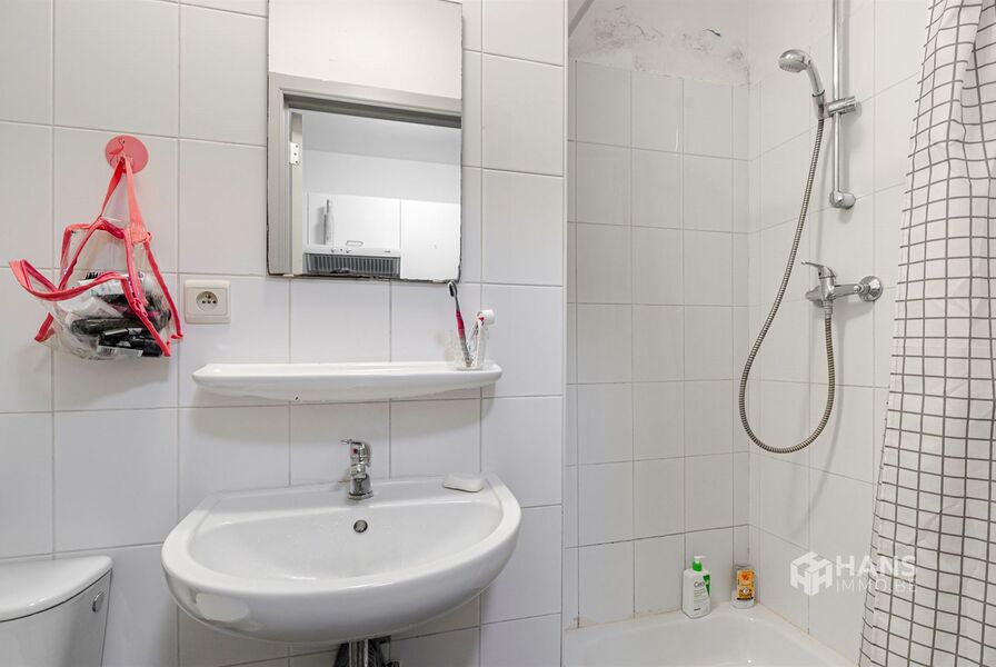 KOT / Kamer te koop in ANTWERPEN