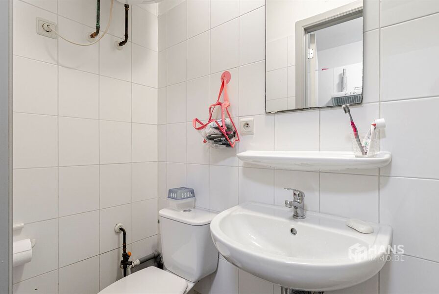 KOT / Kamer te koop in ANTWERPEN