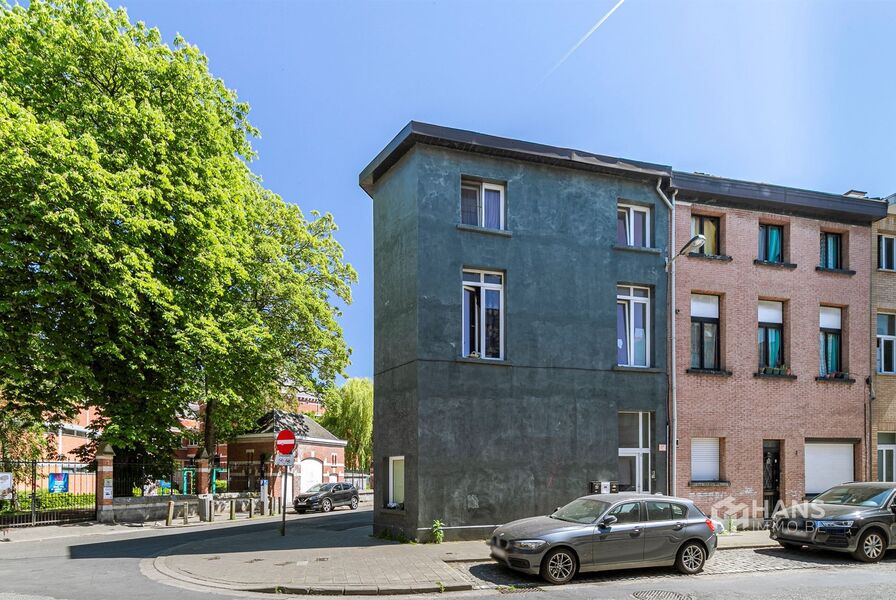 Opbrengsteigendom te koop in ANTWERPEN
