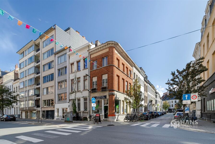 Opbrengsteigendom te koop in ANTWERPEN