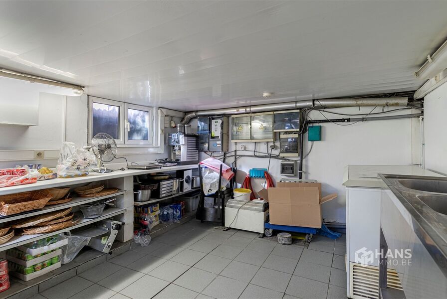 Opbrengsteigendom te koop in ANTWERPEN