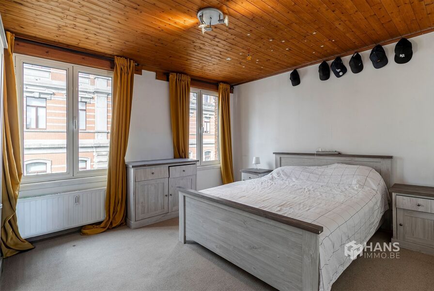 Opbrengsteigendom te koop in ANTWERPEN