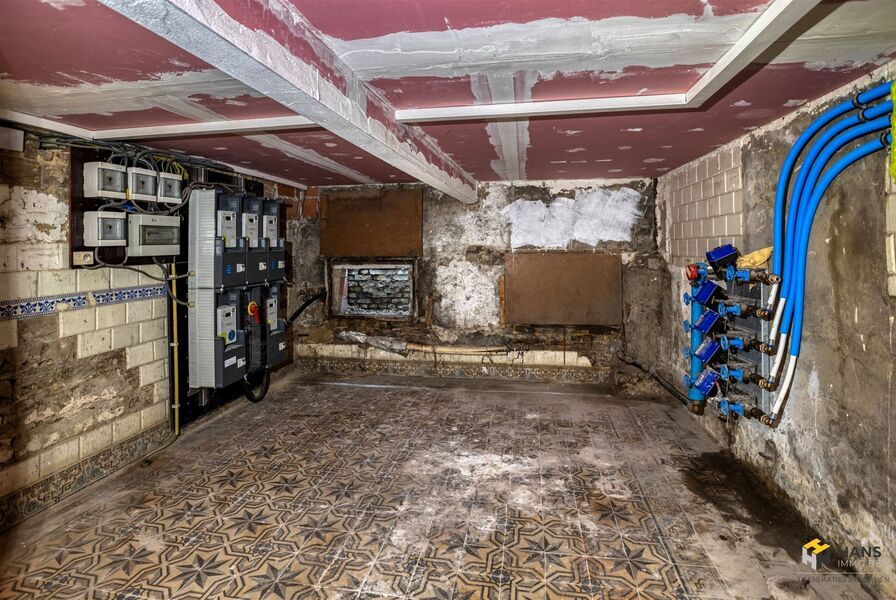 Opbrengsteigendom te koop in ANTWERPEN