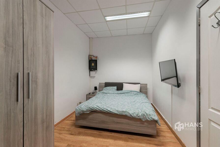 Opbrengsteigendom te koop in DEURNE