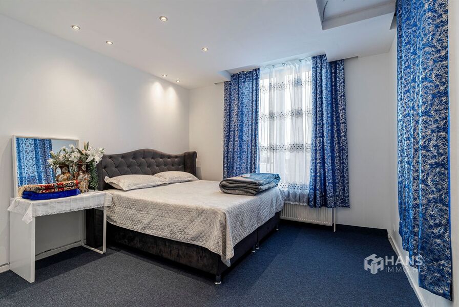 Opbrengsteigendom te koop in DEURNE