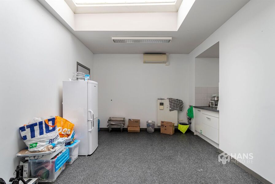 Opbrengsteigendom te koop in DEURNE