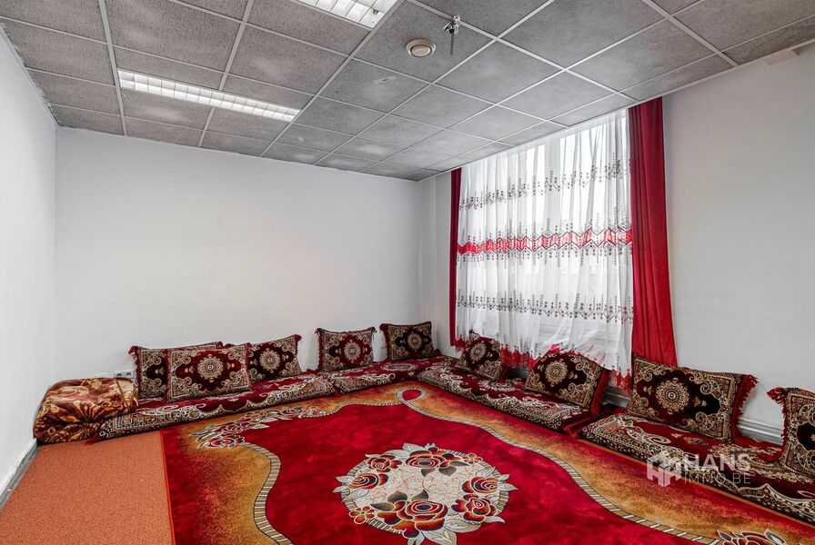 Opbrengsteigendom te koop in DEURNE