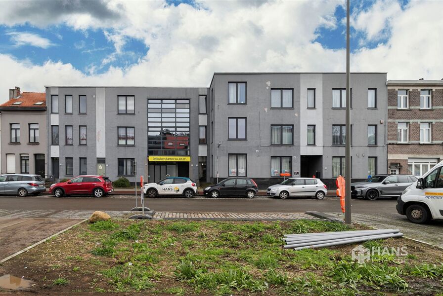 Opbrengsteigendom te koop in DEURNE