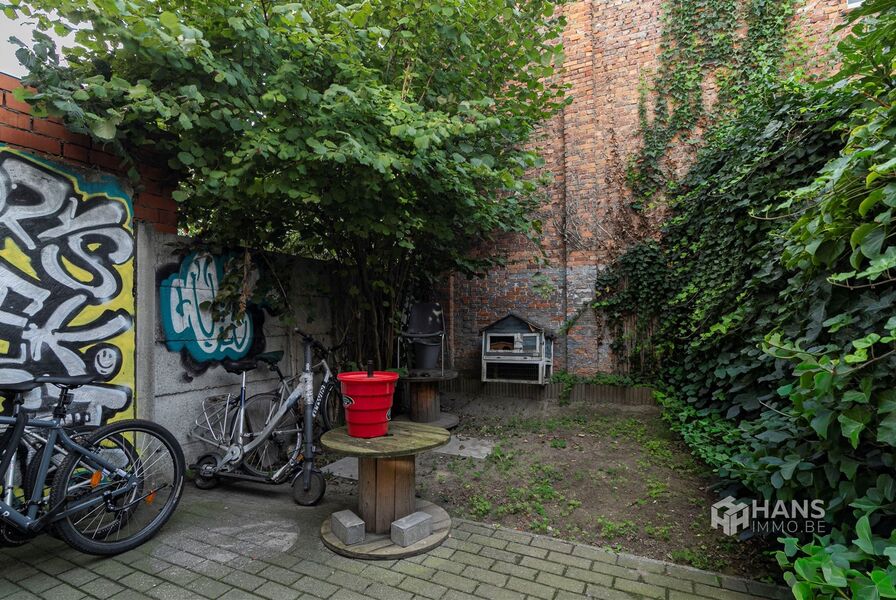 Opbrengsteigendom te koop in DEURNE