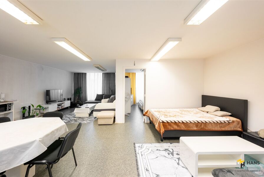 Opbrengsteigendom te koop in DEURNE