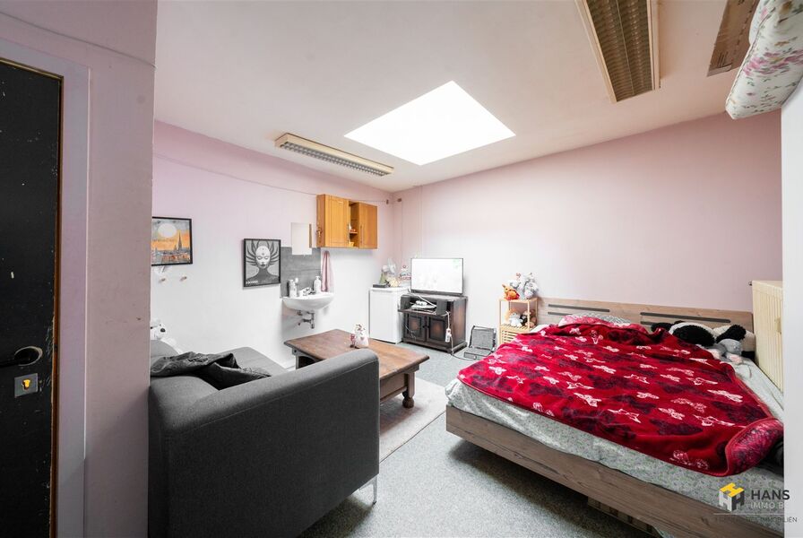 Opbrengsteigendom te koop in DEURNE