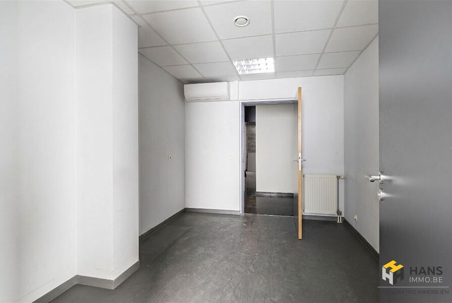 Opbrengsteigendom te koop in ANTWERPEN