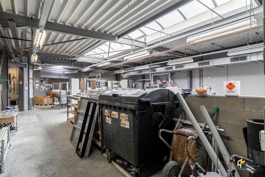 Opbrengsteigendom te koop in ANTWERPEN