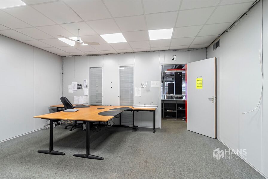 Opbrengsteigendom te koop in MERKSEM