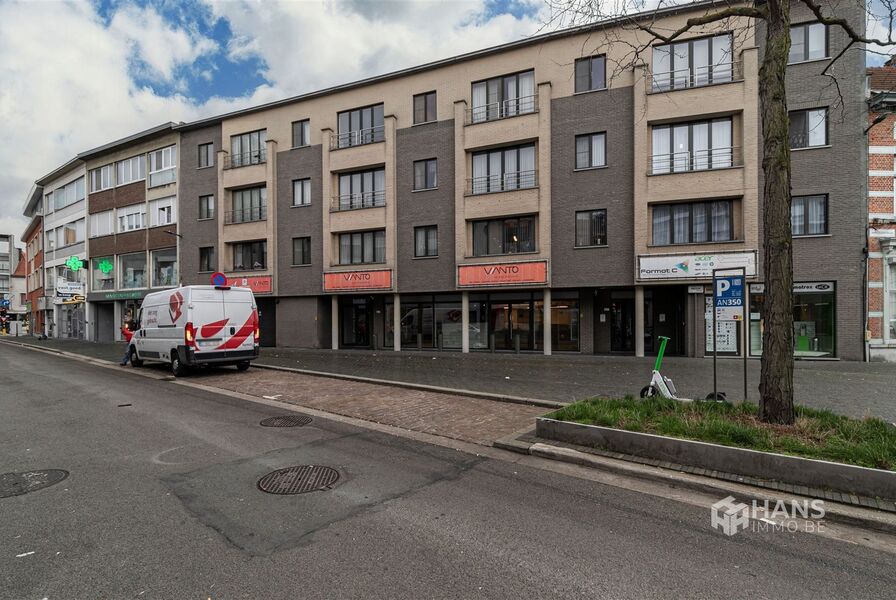 Opbrengsteigendom te koop in MERKSEM