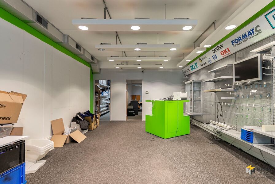 Opbrengsteigendom te koop in MERKSEM