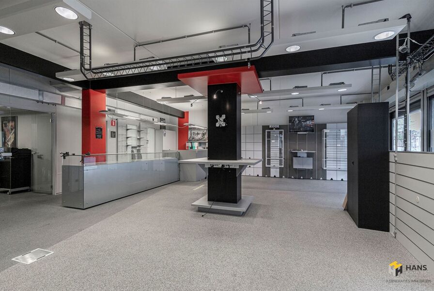 Opbrengsteigendom te koop in MERKSEM