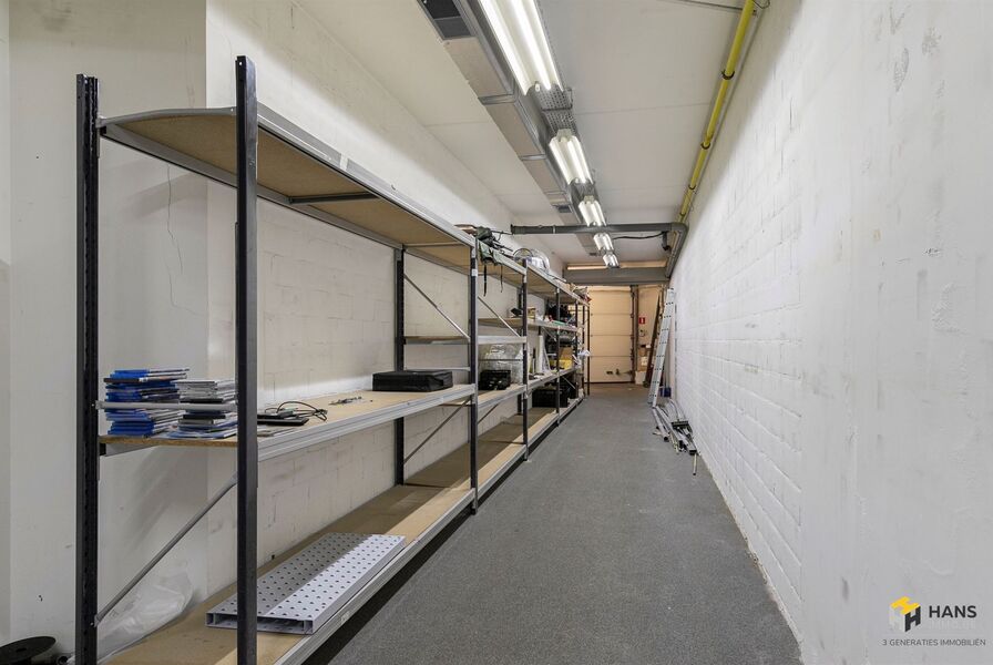 Opbrengsteigendom te koop in MERKSEM