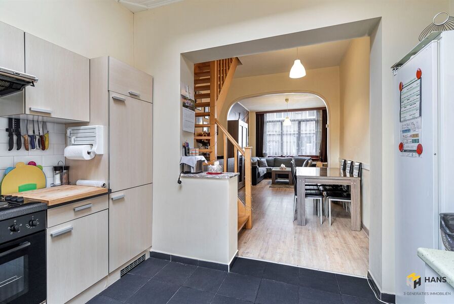 Opbrengsteigendom te koop in MORTSEL