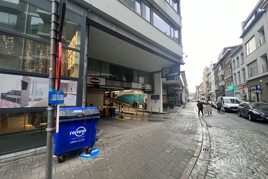 Parking / Garagebox te koop in ANTWERPEN