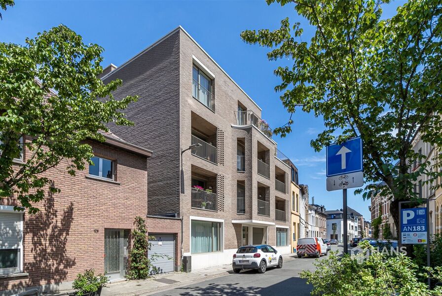 Parking / Garagebox te koop in ANTWERPEN