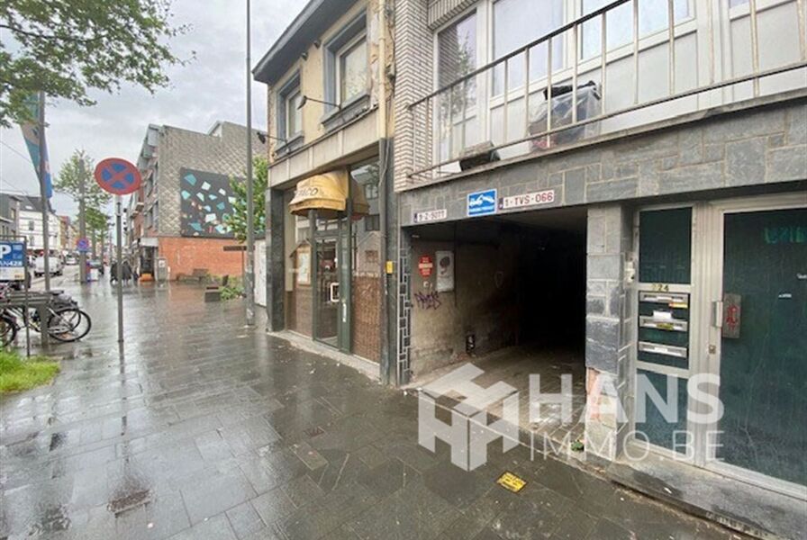 Parking / Garagebox te koop in DEURNE
