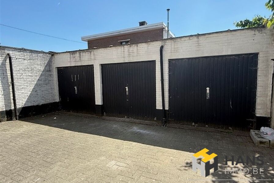 Parking / Garagebox te koop in MERKSEM