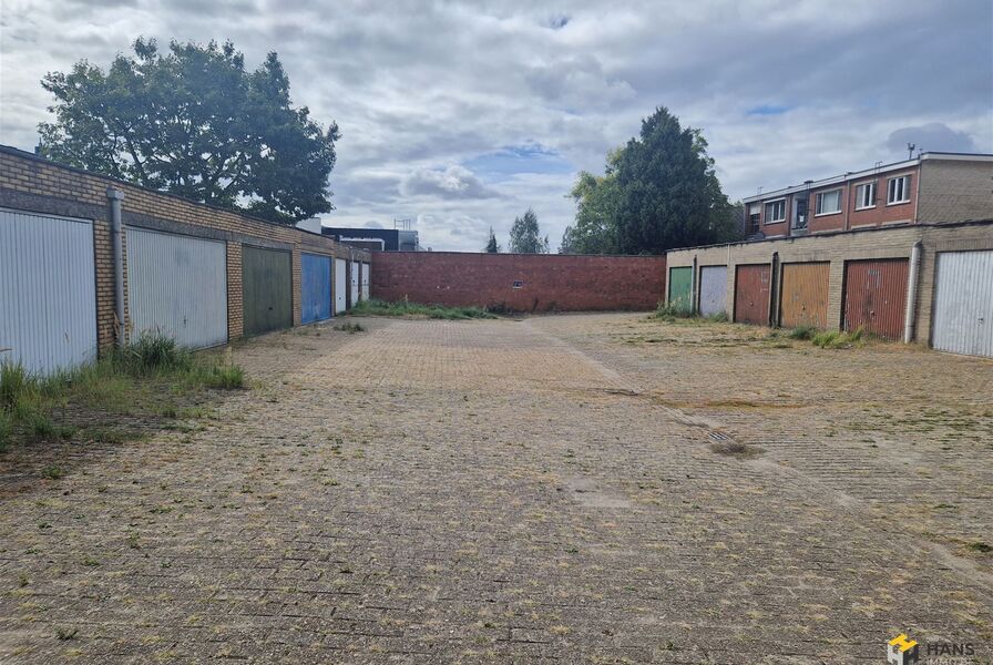Parking / Garagebox te koop in MERKSEM