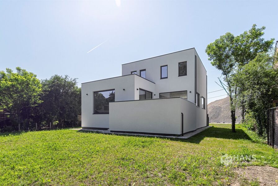 Villa te koop in BONHEIDEN