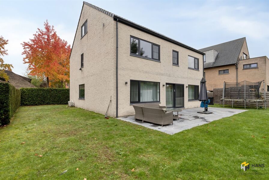 Villa te koop in EDEGEM