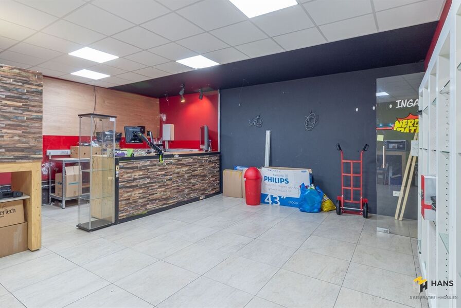 Winkelruimte te koop in WILRIJK