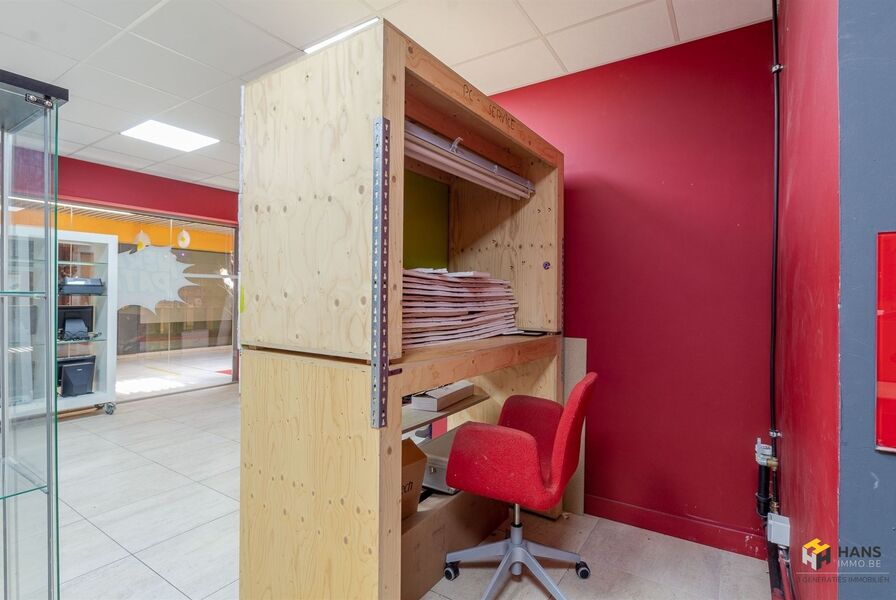 Winkelruimte te koop in WILRIJK